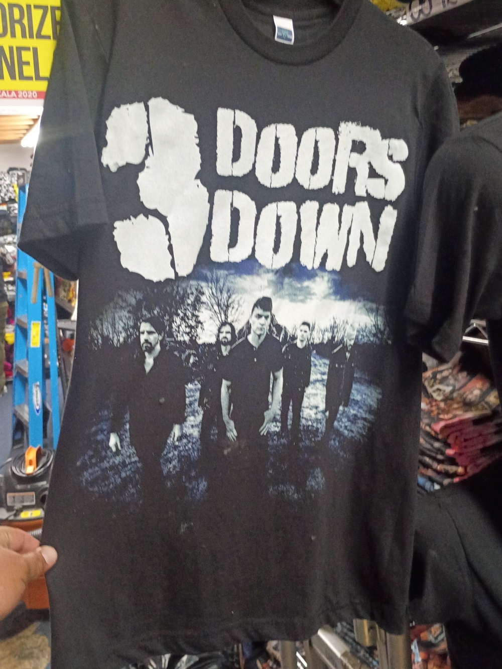 RARE 3 THREE DOORS DOWN GRAPHIC COTTON SCREENPRINT BAND ROCK TEE L - Picture 2 of 4